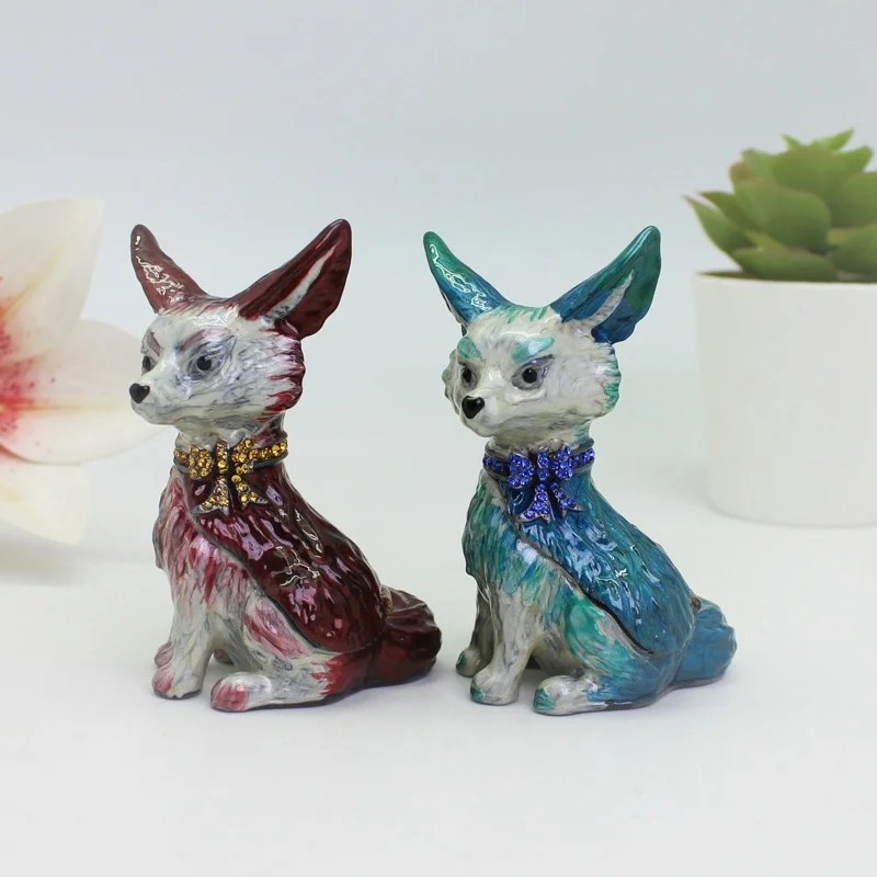 SHINNYGIFTS Hand Painted Enamel Hinged Fox Trinket Box, Unique Mini Jewelry Organizer, Figurine Collectible Home Decor
SHINNYGIFTS Hand Painted Enamel Hinged Fox Trinket Box, Unique Mini Jewelry Organizer, Figurine Collectible Home Decor