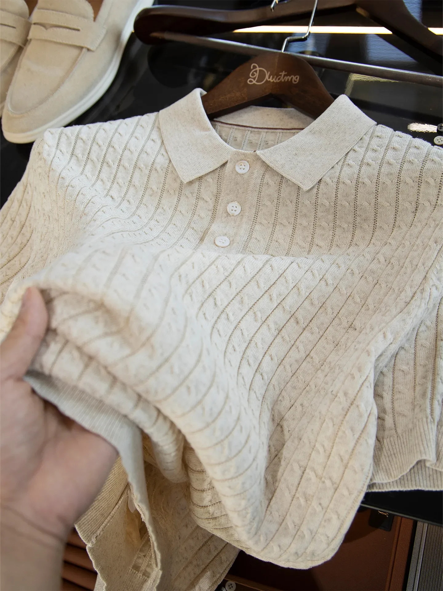 Old Money Wind Wear Ice Knitted Short Sleeve Jacquard Lapel Twisted POLO Shirt
Old Money Wind Wear Ice Knitted Short Sleeve Jacquard Lapel Twisted POLO Shirt