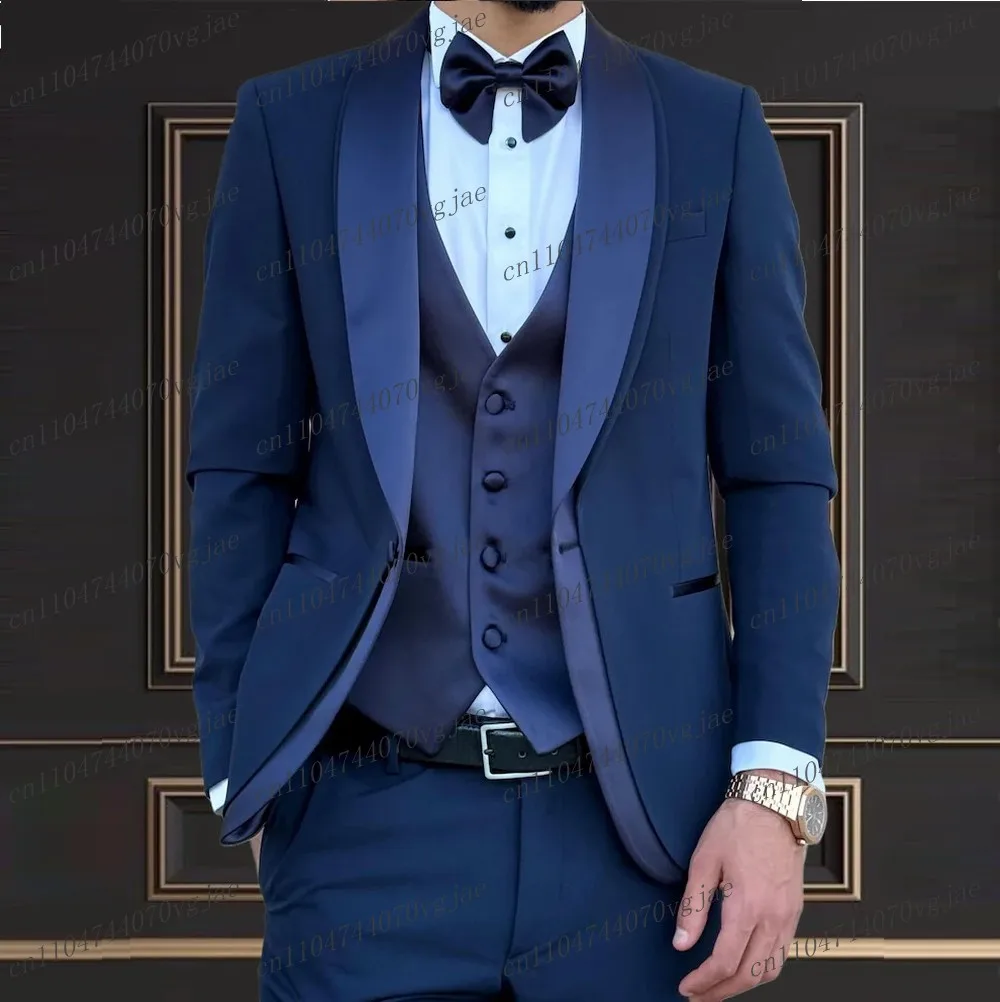 New Navy Blue Men Suit Formal Wedding Party Groom Groomsman Business Male Tuxedos Customized 3 Piece Set Jacket Vest Pants
New Navy Blue Men Suit Formal Wedding Party Groom Groomsman Business Male Tuxedos Customized 3 Piece Set Jacket Vest Pants