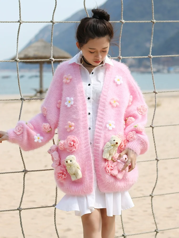 2025 New Sweater Jacket Women's Three-dimensional Hook Flower Teddy Bear Lantern Sleeve Furry Cardigan Jacket Knitted Sweater
2025 New Sweater Jacket Women's Three-dimensional Hook Flower Teddy Bear Lantern Sleeve Furry Cardigan Jacket Knitted Sweater