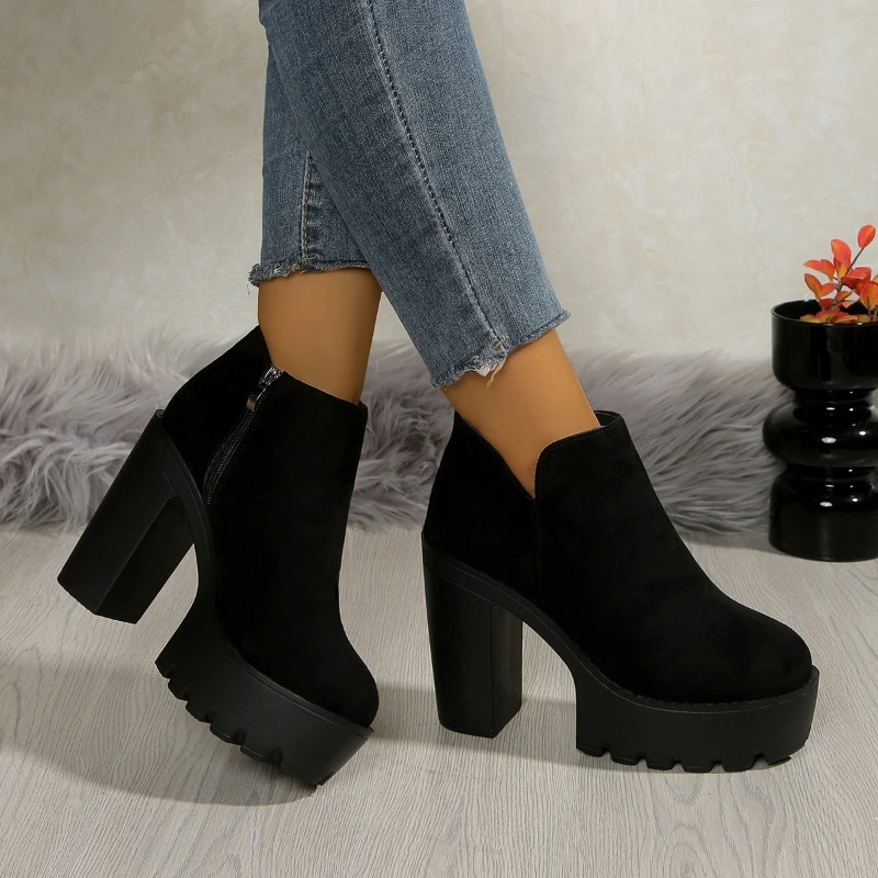 Fashion New Women's Side Zipper Ankle Boots Platform Thick High Heel Ladies Boots Winter Woman Shoes Black Boot
Fashion New Women's Side Zipper Ankle Boots Platform Thick High Heel Ladies Boots Winter Woman Shoes Black Boot