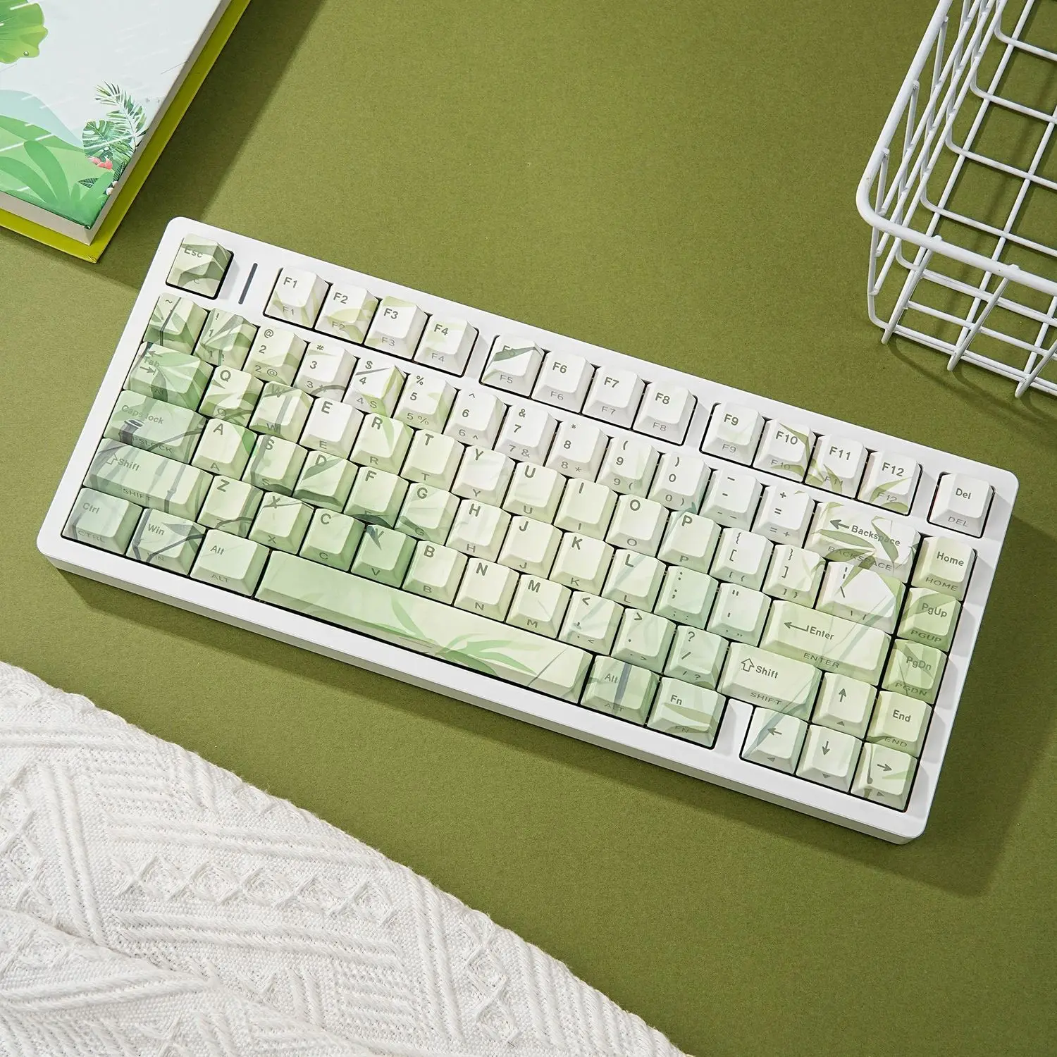 Bamboo Forest High-value Keycaps Original PBT Sublimates Personality and Creativity A Complete Set of Keycaps Small Languages
Bamboo Forest High-value Keycaps Original PBT Sublimates Personality and Creativity A Complete Set of Keycaps Small Languages