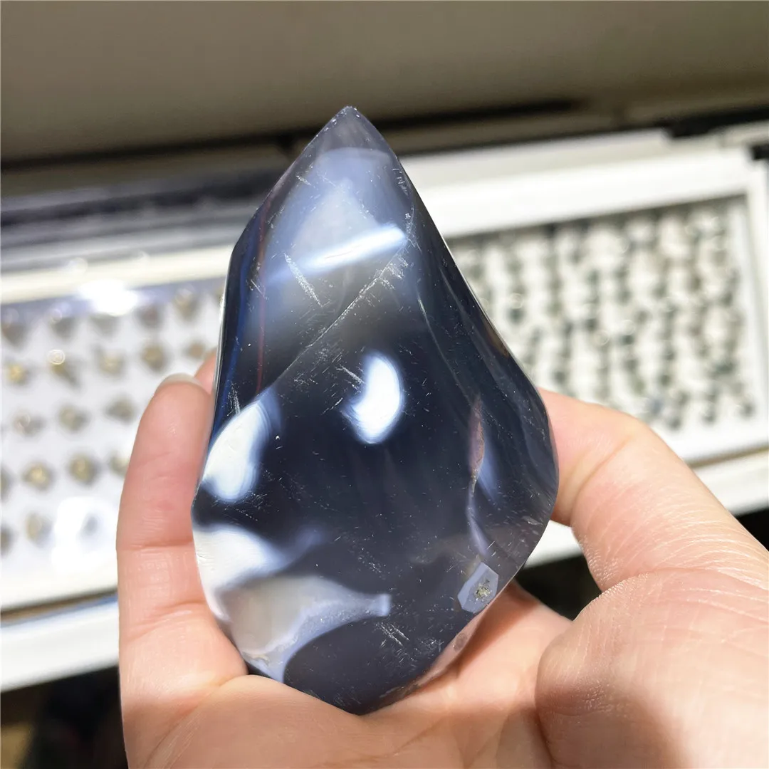 Natural White And Black Agate Quartz Mineral Good Energy Protection Stone Torch Flame Home Decorative Items Healing Gemstones
Natural White And Black Agate Quartz Mineral Good Energy Protection Stone Torch Flame Home Decorative Items Healing Gemstones