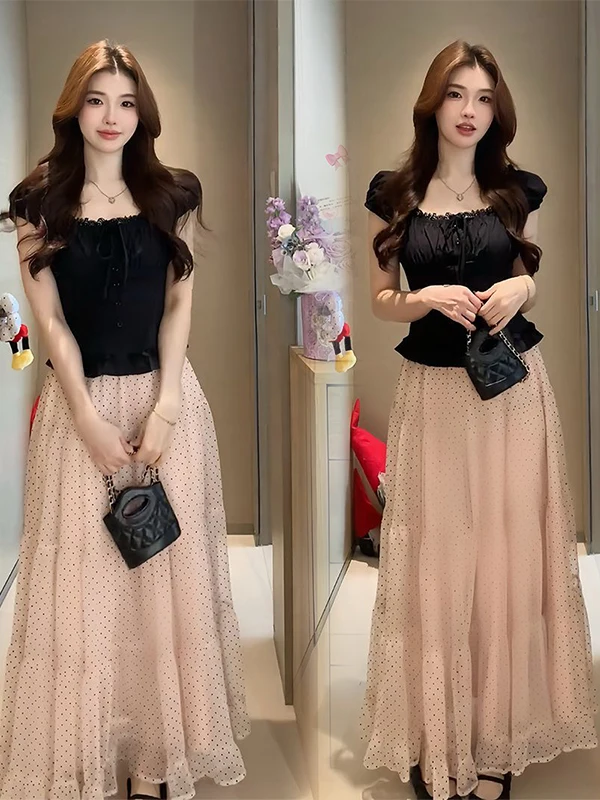 Elegant Polka Dot Halter Neck Midi Dress And Top Set Women's Fashion Summer 2026 Breathable Polyester Fiber High Waist Skirt
Elegant Polka Dot Halter Neck Midi Dress And Top Set Women's Fashion Summer 2026 Breathable Polyester Fiber High Waist Skirt