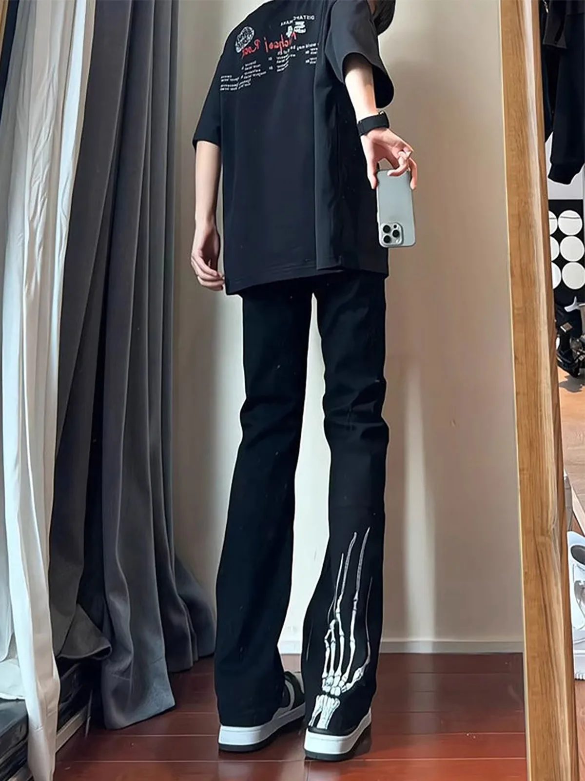 Black Embroidered Slim Fit Jeans Men's Stylish Design Youthful Straight Leg Trousers High Street Vibe Spring Fashion
Black Embroidered Slim Fit Jeans Men's Stylish Design Youthful Straight Leg Trousers High Street Vibe Spring Fashion