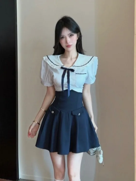 Summer New Style Slimming High Waist Navy Collar Short Sleeve Shirt And Skirt Two Piece Set College Style Fashion Ensemble
Summer New Style Slimming High Waist Navy Collar Short Sleeve Shirt And Skirt Two Piece Set College Style Fashion Ensemble