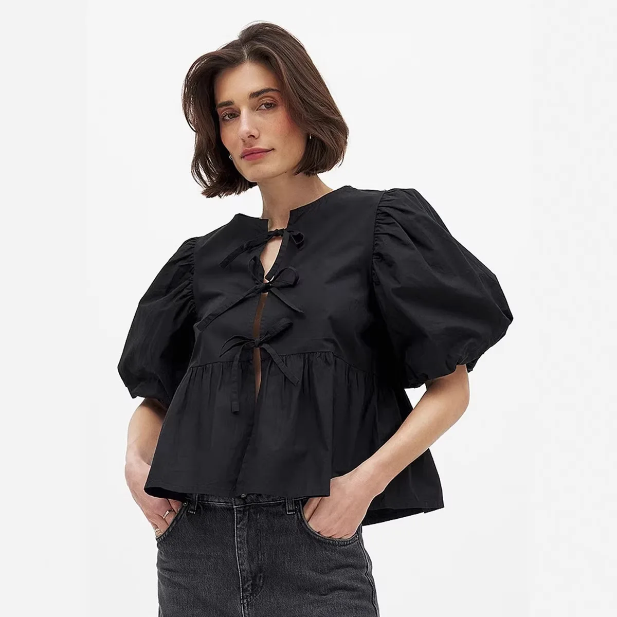 Simple Cotton O-neck Short Sleeved Top Spring and Summer Women Fashion Solid Loose Fit Daily Office Tie Bubble Sleeve Cardigan
Simple Cotton O-neck Short Sleeved Top Spring and Summer Women Fashion Solid Loose Fit Daily Office Tie Bubble Sleeve Cardigan