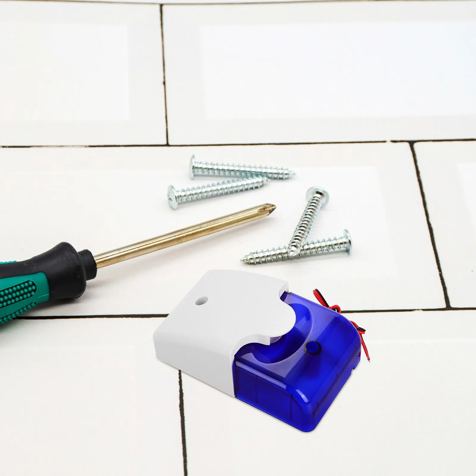 Звуковая и световая сирена-сигнализация, водонепроницаемая, с мигающим предупреждающим светом и регулируемой громкостью, для офиса, дома и автомобиля
Звуковая и световая сирена-сигнализация, водонепроницаемая, с мигающим предупреждающим светом и регулируемой громкостью, для офиса, дома и автомобиля