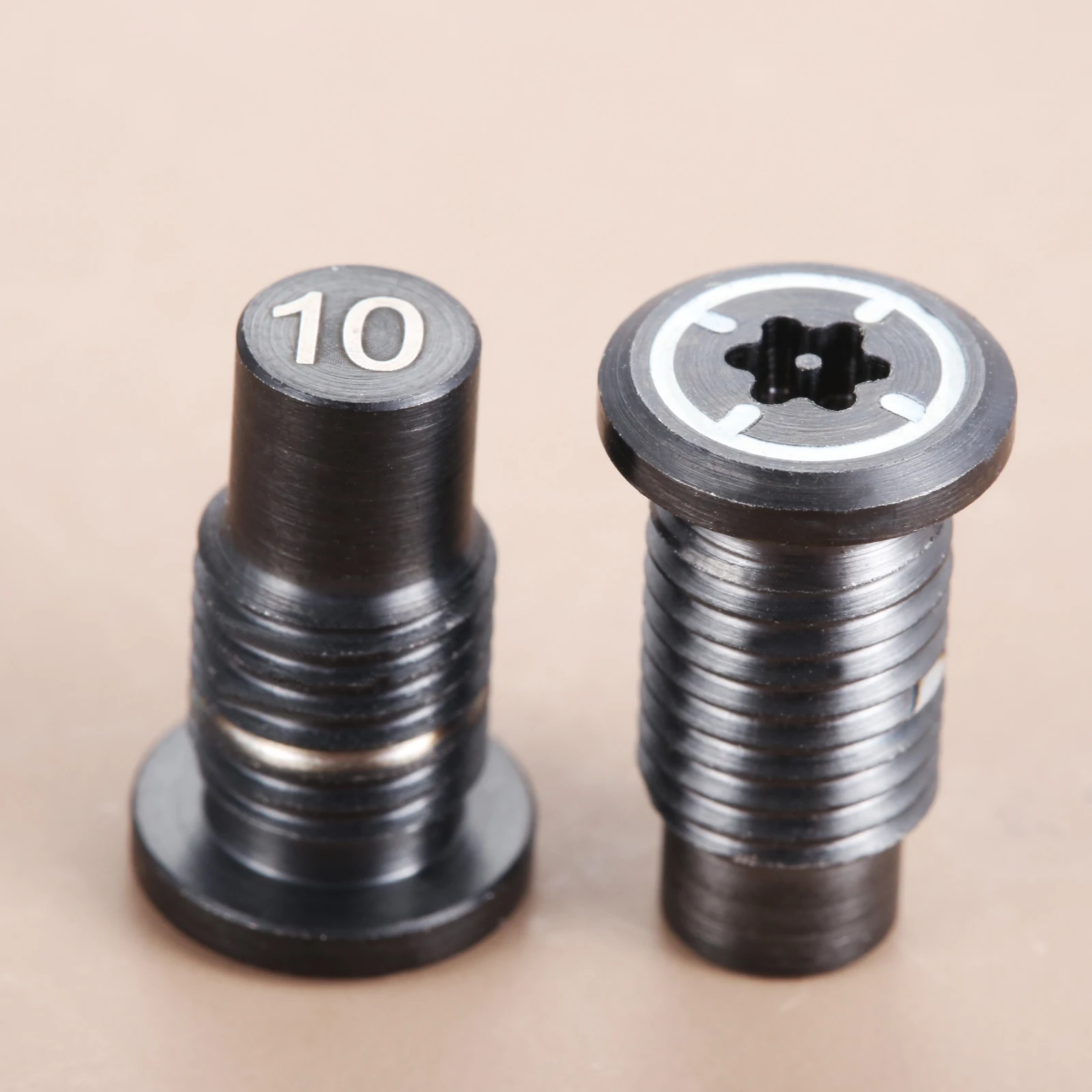 1 шт. весовой винт для гольфа 2/3/4/5/6/7/8/9/10/11/12/14 г подходит для SIM2/SIM2 MAX головка водителя Fairway дерево черный сплав
1 шт. весовой винт для гольфа 2/3/4/5/6/7/8/9/10/11/12/14 г подходит для SIM2/SIM2 MAX головка водителя Fairway дерево черный сплав