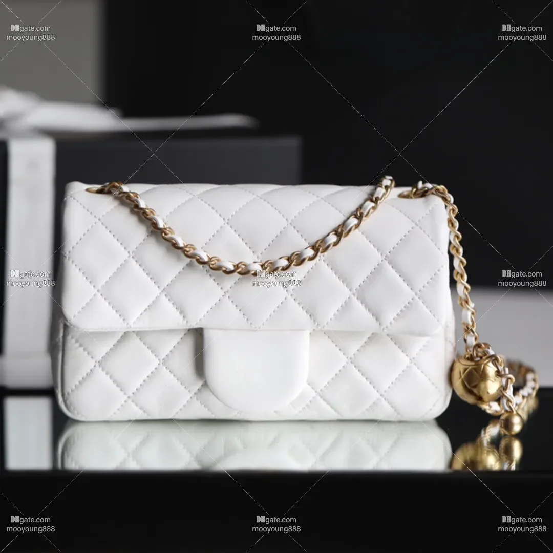 wholesale price 12A upgrade mirror quality designer classic flap bag for women 20cm mini luxury handbags lambskin
wholesale price 12A upgrade mirror quality designer classic flap bag for women 20cm mini luxury handbags lambskin