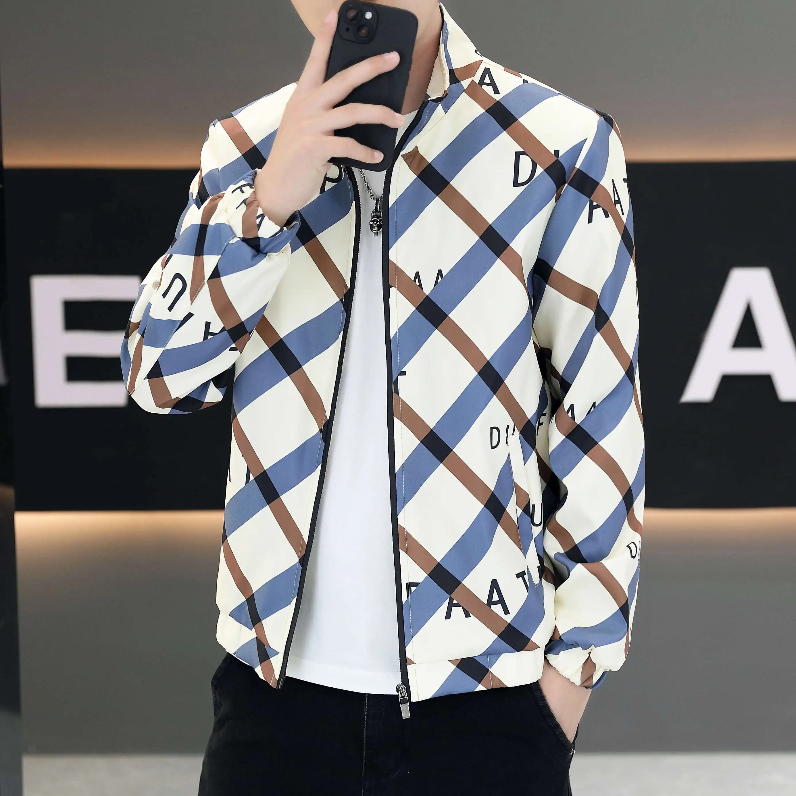 Spring Autumn Fashion stand-up collar plaid Print Coat Tops Loose Slim Fit Casual Lapel Outerwear Long Sleeve Jackets
Spring Autumn Fashion stand-up collar plaid Print Coat Tops Loose Slim Fit Casual Lapel Outerwear Long Sleeve Jackets