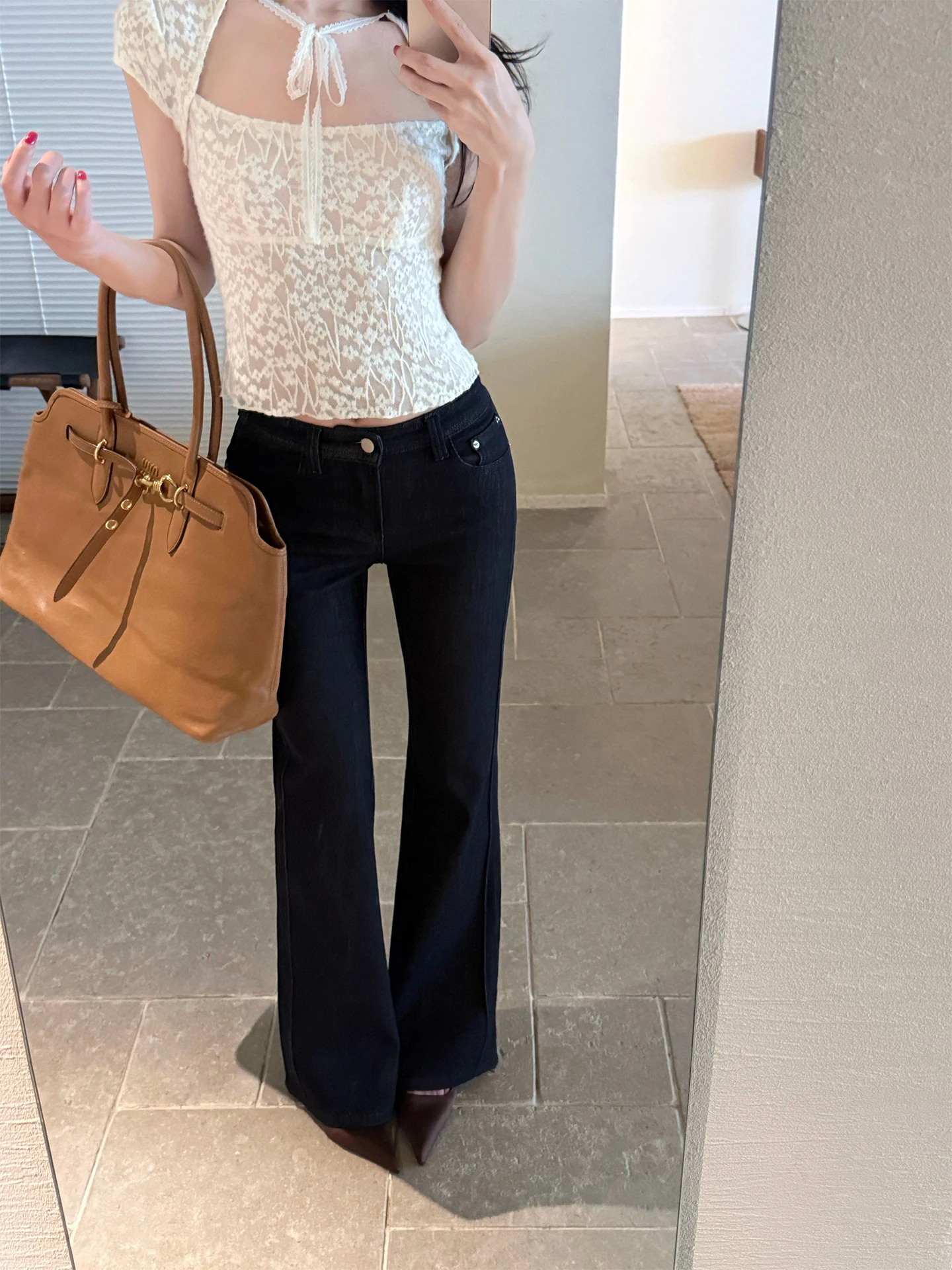 Laareetoo Women's Straight Leg Jeans Loose Fit Versatile Pants Low Waist Bell Bottoms Classic Color Summer 2026 New Arr...
Laareetoo Women's Straight Leg Jeans Loose Fit Versatile Pants Low Waist Bell Bottoms Classic Color Summer 2026 New Arr...
