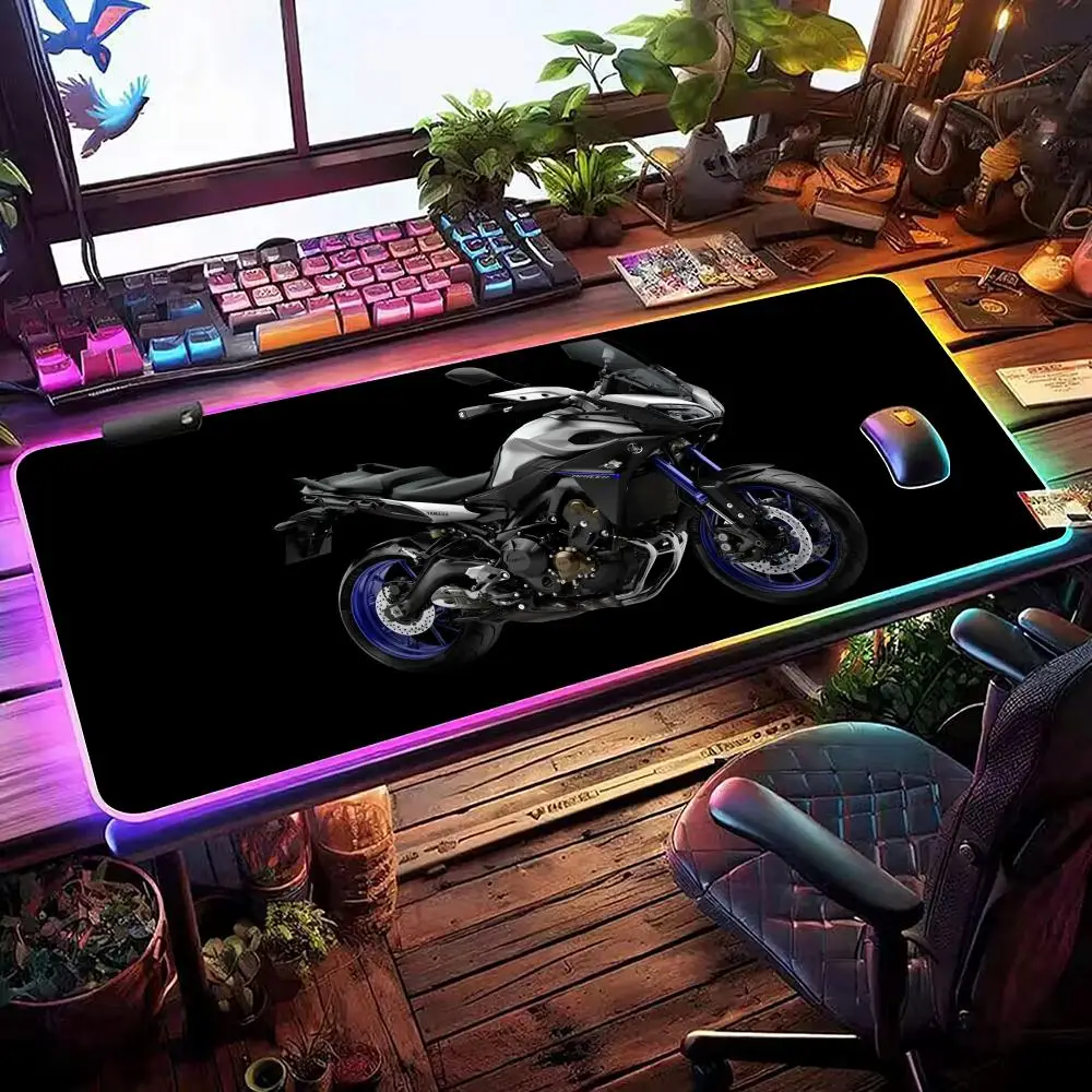 Мотоциклетный Y-yahama крутой коврик для мыши RGB игровой коврик для мыши настольный коврик HD геймер большой светодиодный светильник XXL коврики для мыши
Мотоциклетный Y-yahama крутой коврик для мыши RGB игровой коврик для мыши настольный коврик HD геймер большой светодиодный светильник XXL коврики для мыши
