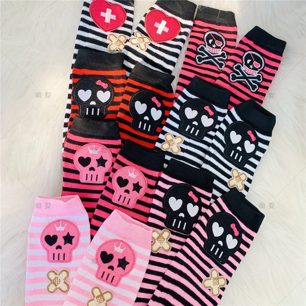 Cute Striped Arm Warmers Y2K Lolita Knitted Female Wrist Hand Warmer Long Fingerless Gloves Mitten Women Sleeves
Cute Striped Arm Warmers Y2K Lolita Knitted Female Wrist Hand Warmer Long Fingerless Gloves Mitten Women Sleeves