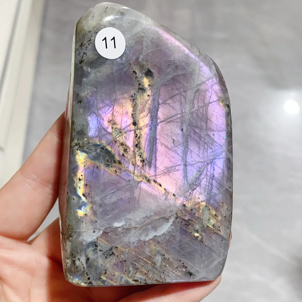 Natural Rainbow Purple Light Pull Feldspar Freeform Home Decor Crystal Healing Energy Meditation Minerals Home Ornaments
Natural Rainbow Purple Light Pull Feldspar Freeform Home Decor Crystal Healing Energy Meditation Minerals Home Ornaments