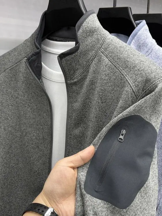 Уличная толстовка на молнии на весну и осень, повседневная спортивная куртка, мужская куртка с воротником-стойкой, длинное свековое полиэфирное волокно
Уличная толстовка на молнии на весну и осень, повседневная спортивная куртка, мужская куртка с воротником-стойкой, длинное свековое полиэфирное волокно