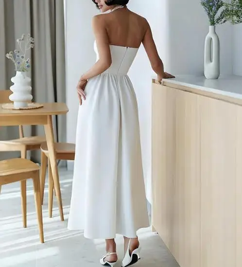 Autumn 2025 Women's Solid Color Sleeveless Strapless Backbag Dress Exposed Buttocks Fashionable Trendy Women's Dress
Autumn 2025 Women's Solid Color Sleeveless Strapless Backbag Dress Exposed Buttocks Fashionable Trendy Women's Dress