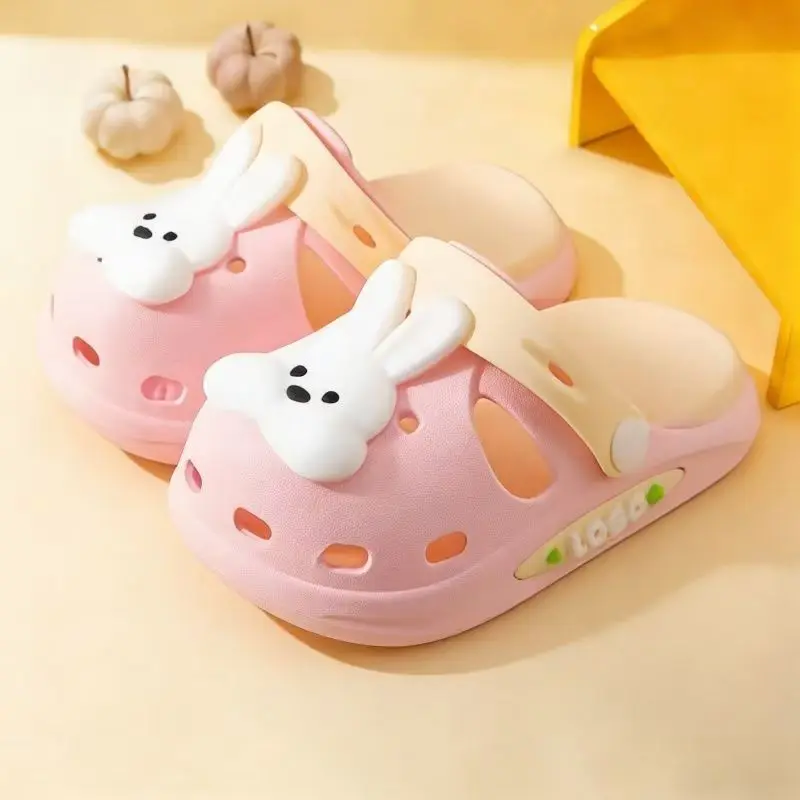 Summer 2026 style for boys and girls, children's outdoor wearable flip-flops, holey shoes, cute animal-shaped children's sandals
Summer 2026 style for boys and girls, children's outdoor wearable flip-flops, holey shoes, cute animal-shaped children's sandals
