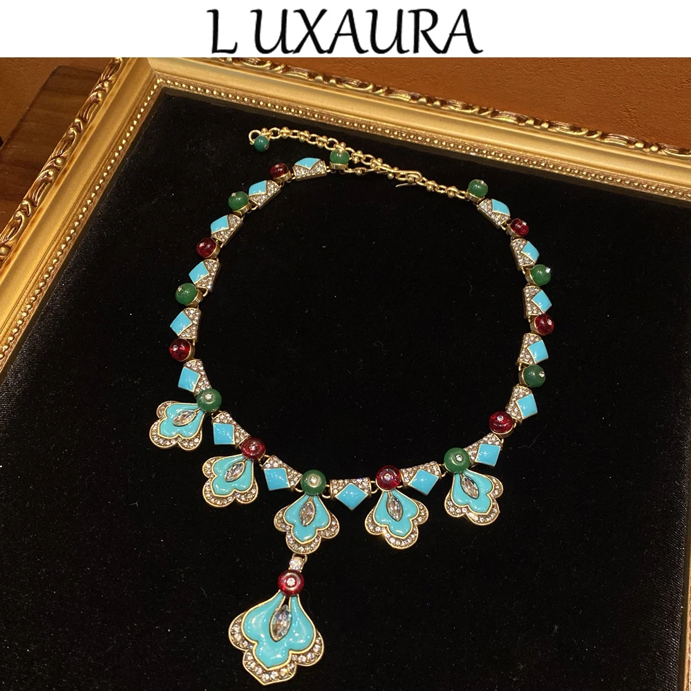 Vintage fashion classic copper plated 18K blue natural rhinestone heart shaped des paired with bohemian women's jewelry necklace
Vintage fashion classic copper plated 18K blue natural rhinestone heart shaped des paired with bohemian women's jewelry necklace