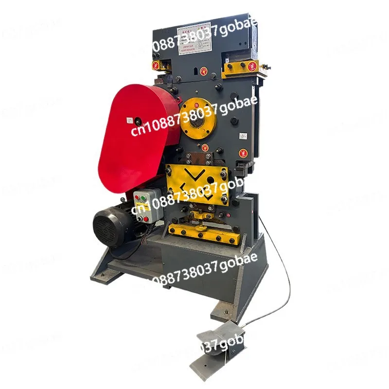 Многофункциональный комбинированный штамповочный и ножничный станок. Небольшой гидравлический угловой станок для штамповки и резки стали.
Многофункциональный комбинированный штамповочный и ножничный станок. Небольшой гидравлический угловой станок для штамповки и резки стали.