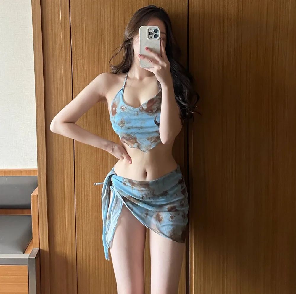 2026 New Sexy Retro R Bikini Tee-piece Set Women's Swimsuit Beach Vaion Pure Desire Sensual Feel High-end Sense
2026 New Sexy Retro R Bikini Tee-piece Set Women's Swimsuit Beach Vaion Pure Desire Sensual Feel High-end Sense