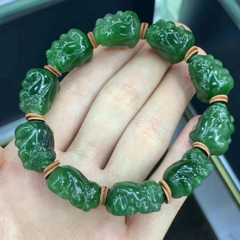 Natural Hetian Jade Bracelet with Pixiu and Spacer Beads Jewelry
Natural Hetian Jade Bracelet with Pixiu and Spacer Beads Jewelry