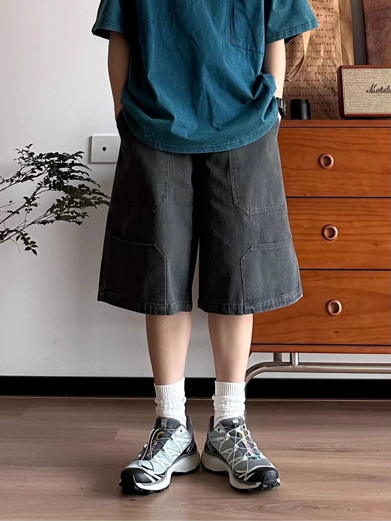 Retro Washed Workwear Shorts Loose Straight Casual Versatile Five-Point Pants Unisex Summer Breathable Cotton Japanese Style
Retro Washed Workwear Shorts Loose Straight Casual Versatile Five-Point Pants Unisex Summer Breathable Cotton Japanese Style