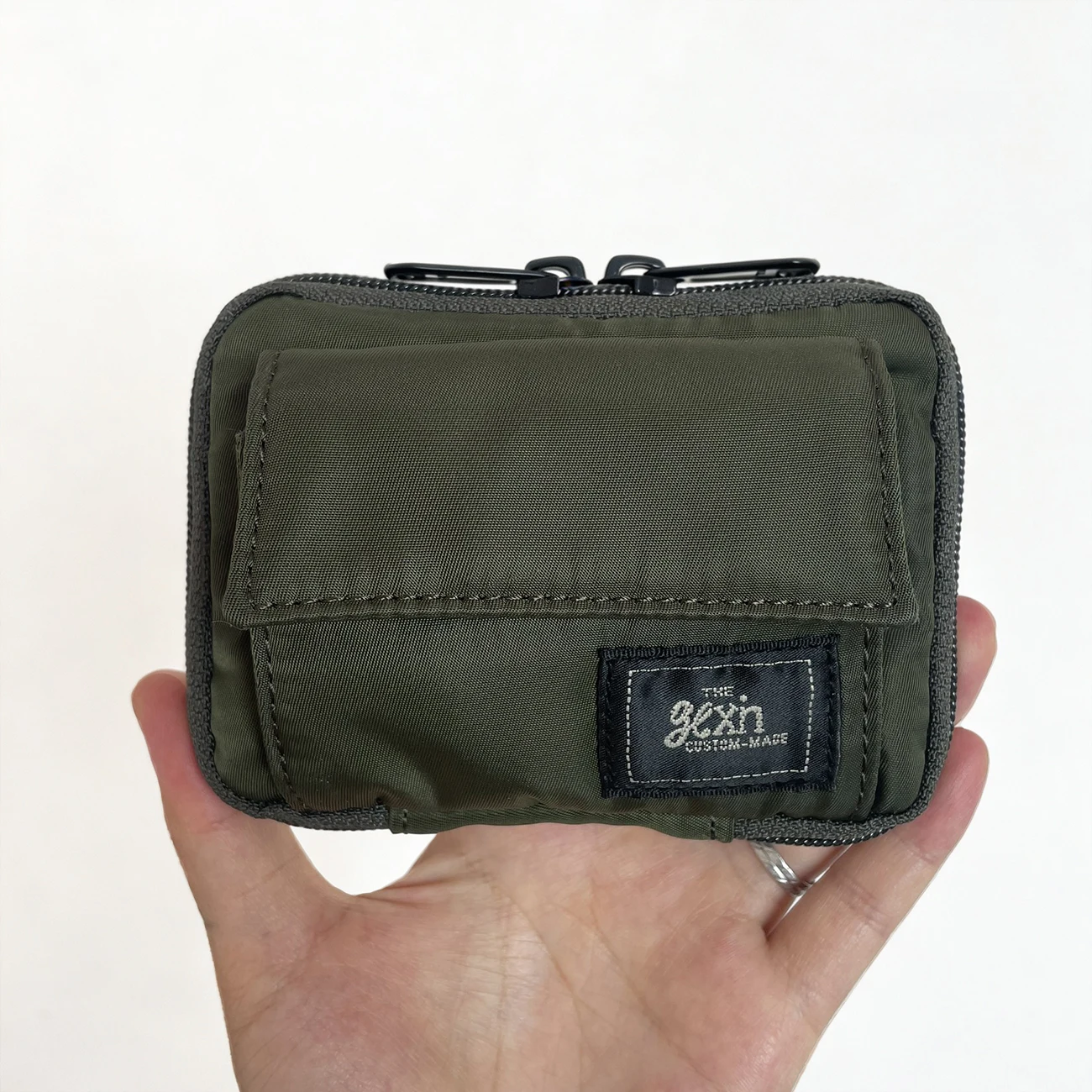 Универсальный кошелек для монет и аксессуаров, мужской повседневный кошелек с молнией YKK, ретро-кошелек для ключей, сумка для денег, модная молодежная мини-сумочка
Универсальный кошелек для монет и аксессуаров, мужской повседневный кошелек с молнией YKK, ретро-кошелек для ключей, сумка для денег, модная молодежная мини-сумочка