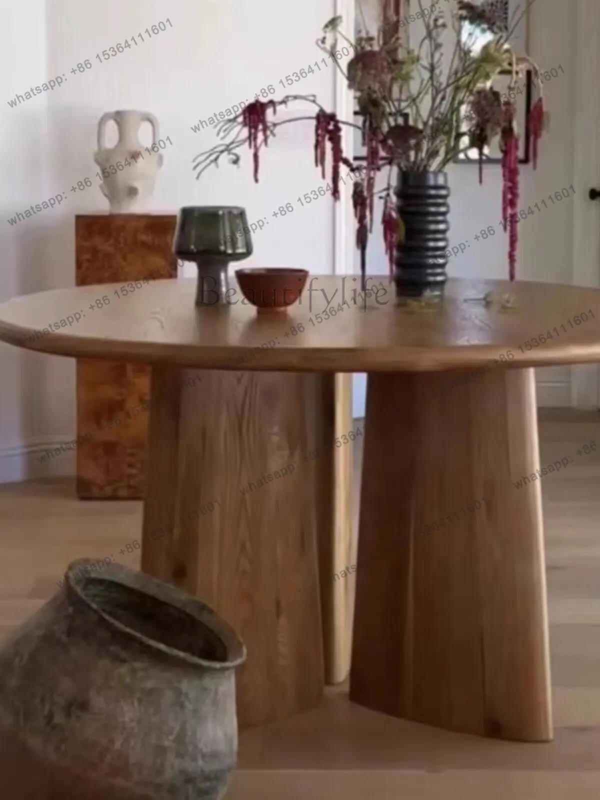 Wabi Sand Cream Wind Solid Wood Round Dining Table Household Small Apartment Table
Wabi Sand Cream Wind Solid Wood Round Dining Table Household Small Apartment Table