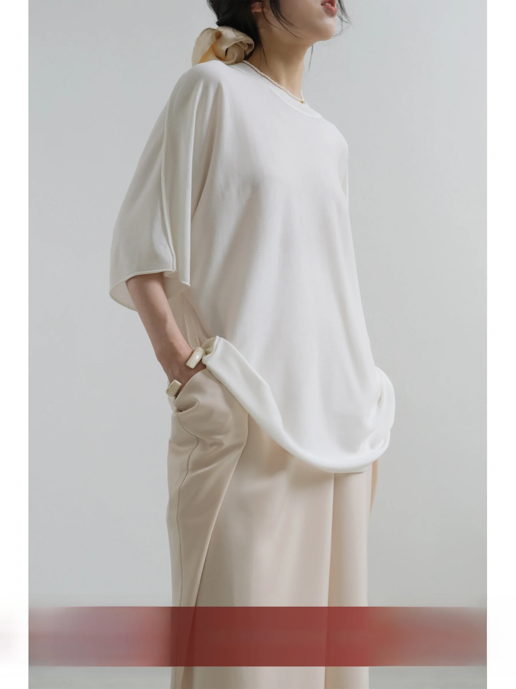 Женская летняя футболка VG Corridor Silk из трикотажа, свободного кроя, с круглым вырезом, однотонная, повседневная, влагоотводящая
Женская летняя футболка VG Corridor Silk из трикотажа, свободного кроя, с круглым вырезом, однотонная, повседневная, влагоотводящая