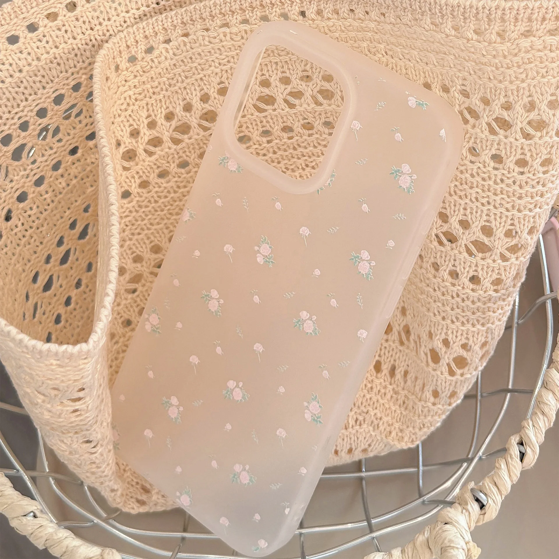Gentle Pink Flowers Literary Korean Clear Feeling Mobile Phone Case For iPhone16/15pro max Anti-fall Phone Case For iPhone13/14
Gentle Pink Flowers Literary Korean Clear Feeling Mobile Phone Case For iPhone16/15pro max Anti-fall Phone Case For iPhone13/14