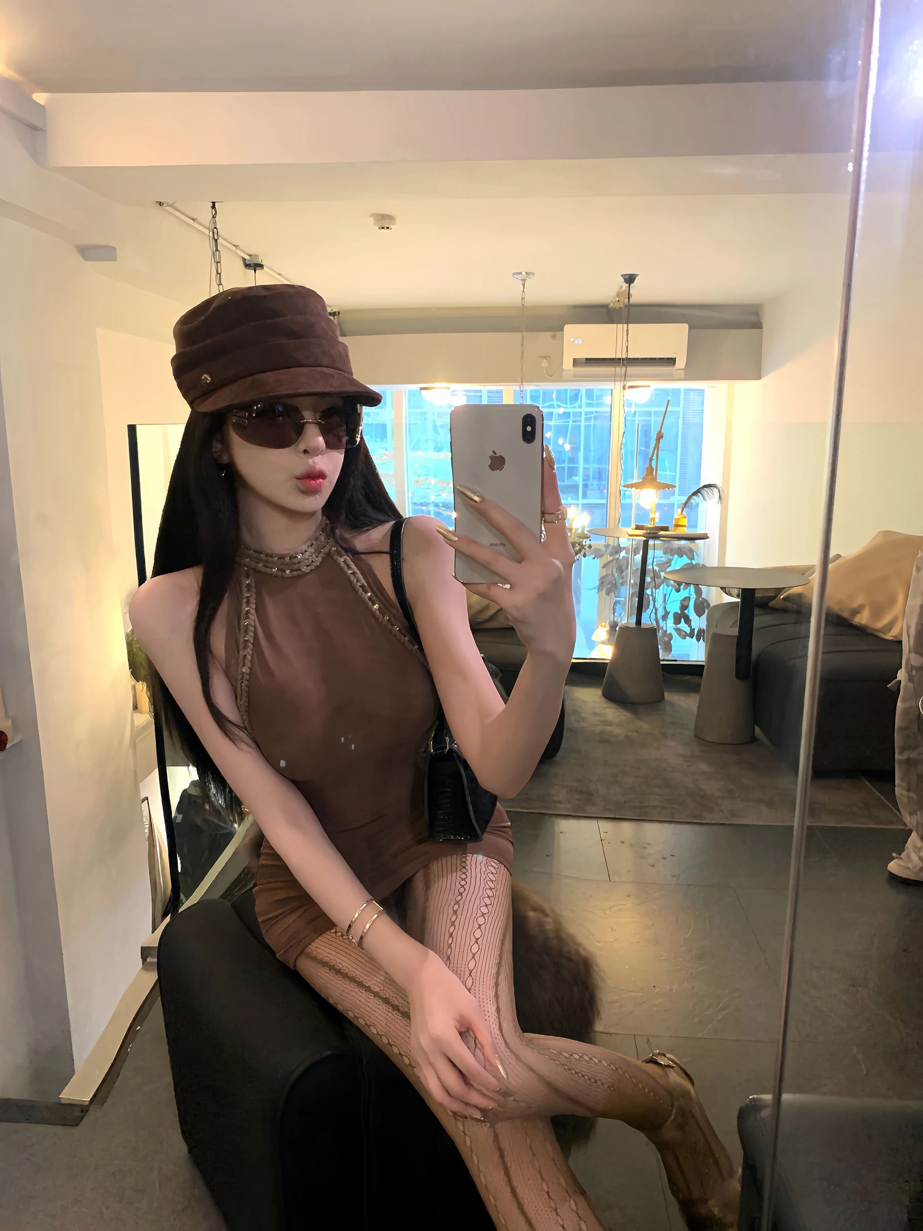 Сексуальное облегающее платье-футляр Swan Ne с круглым вырезом и эффектом утяжки на талии для женщин, идеально для свиданий.
Сексуальное облегающее платье-футляр Swan Ne с круглым вырезом и эффектом утяжки на талии для женщин, идеально для свиданий.