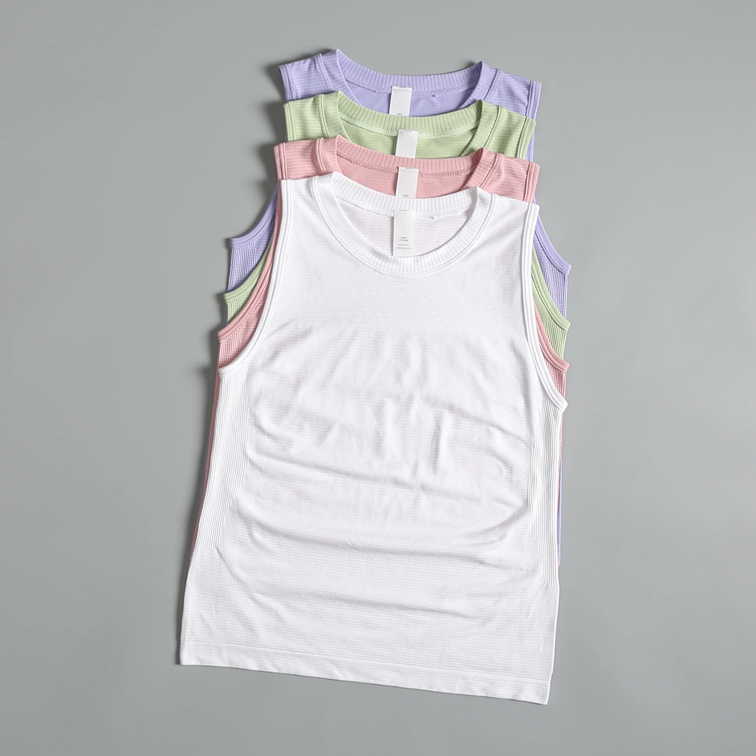 Loose Women's Yoga Fitness Training Top Sleeveless Quick Dry Breathable Running Sportswear Pilates Exercise Vest Summer
Loose Women's Yoga Fitness Training Top Sleeveless Quick Dry Breathable Running Sportswear Pilates Exercise Vest Summer