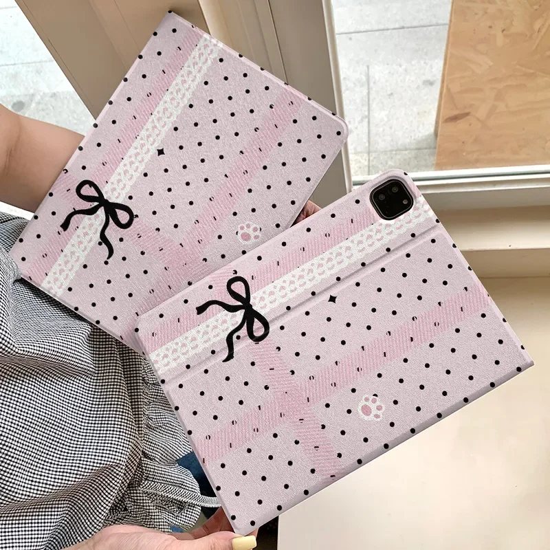 Polka Dots Bow Pink Y2K Tablet Case For iPad Pro 11 13 M2 M4 M3 10.2 5/6th 7/8/9/10/11th Mini 6 7 Air 1 2 3 4 5 6 Stand Cover
Polka Dots Bow Pink Y2K Tablet Case For iPad Pro 11 13 M2 M4 M3 10.2 5/6th 7/8/9/10/11th Mini 6 7 Air 1 2 3 4 5 6 Stand Cover