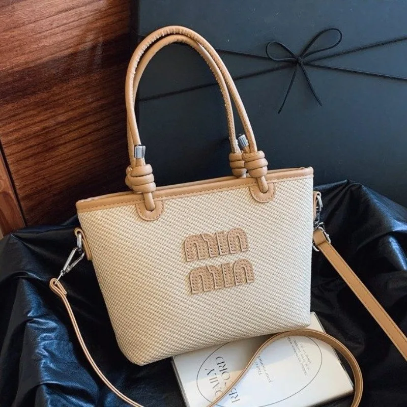 Classic Luxury Diaper Bags For Women Designer Leather Tote Bag Elegant Minimalist Vintage Large Capacity Stylish Fashion
Classic Luxury Diaper Bags For Women Designer Leather Tote Bag Elegant Minimalist Vintage Large Capacity Stylish Fashion