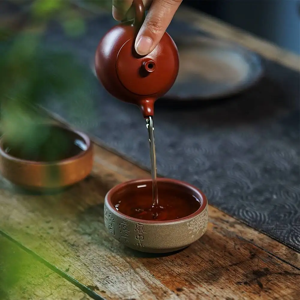 Yihu Chun Collectible-Grade Yixing Purple Clay Tea Tasting By Renowned Artist Wu Chunyan, Purely Handmade Master Cup Four-Season
Yihu Chun Collectible-Grade Yixing Purple Clay Tea Tasting By Renowned Artist Wu Chunyan, Purely Handmade Master Cup Four-Season