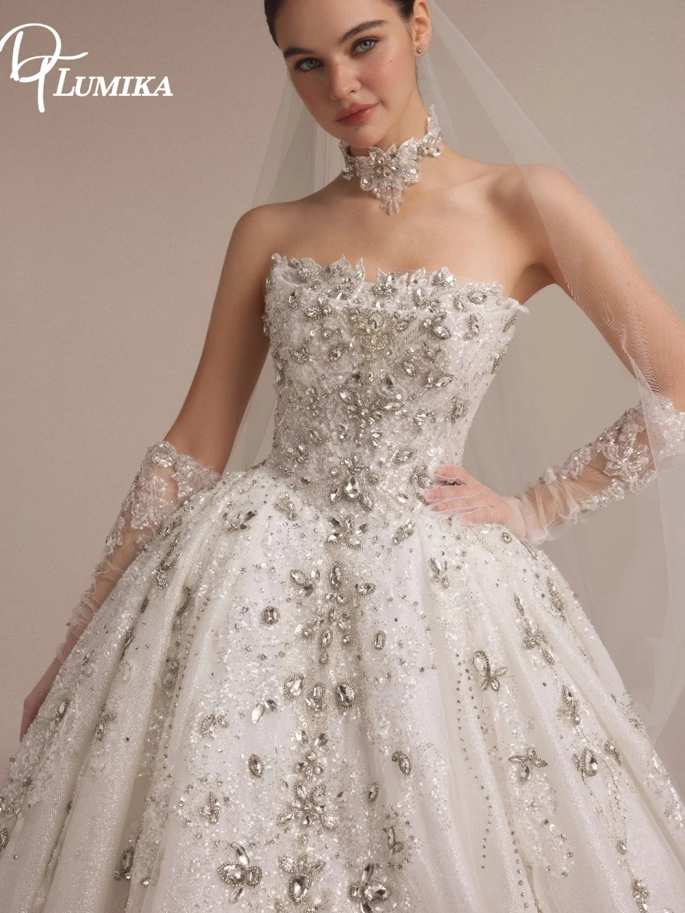 Regal Strapless Beaded Ball Gown Wedding Dress Customized 2026 Luxury Sparkly Bridal Gown Detachable Sleeves Vestido De Novia
Regal Strapless Beaded Ball Gown Wedding Dress Customized 2026 Luxury Sparkly Bridal Gown Detachable Sleeves Vestido De Novia