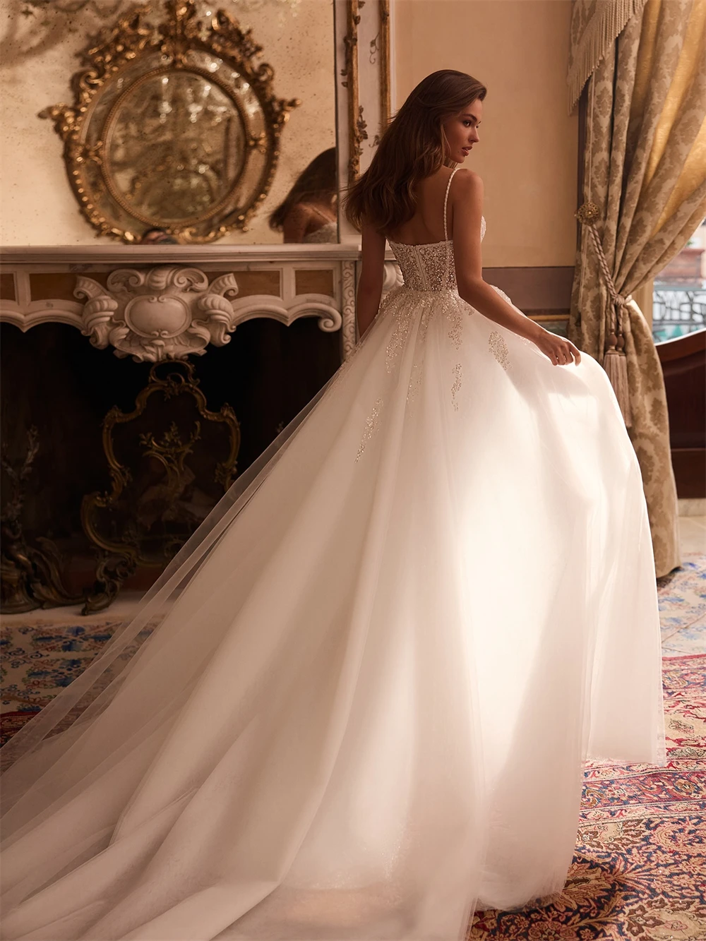 Customized Elegant White Organza Wedding Dress Formal Sweetheart Sleeveless Bridal Gown Soft Straight Court Train Robe de mariée
Customized Elegant White Organza Wedding Dress Formal Sweetheart Sleeveless Bridal Gown Soft Straight Court Train Robe de mariée