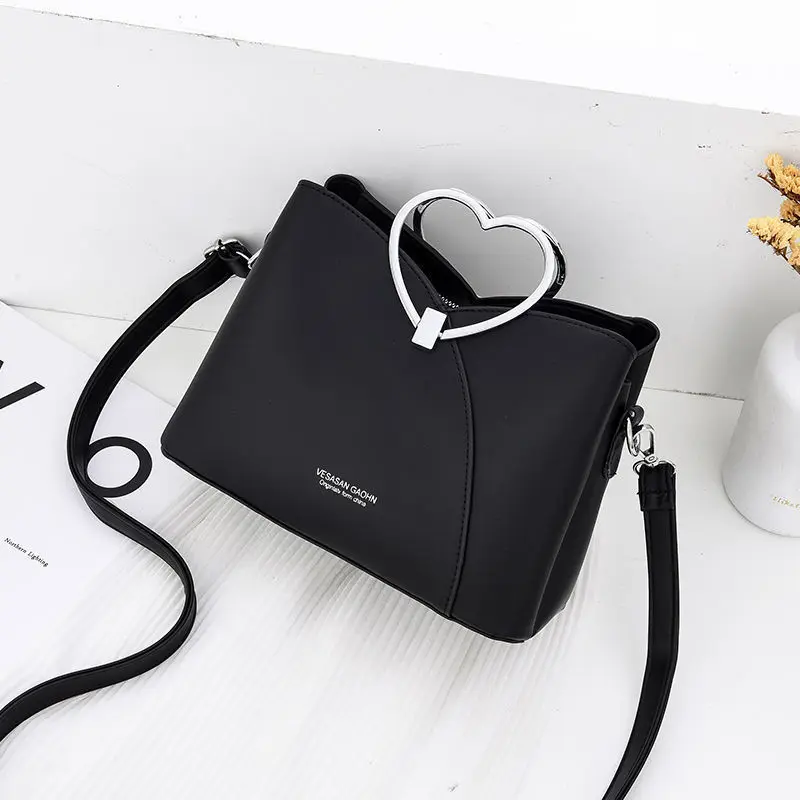 Fashionable Versatile Trendy Korean Version Stylish High Appearance Bag Women's Single Shoulder Crossbody Handbag
Fashionable Versatile Trendy Korean Version Stylish High Appearance Bag Women's Single Shoulder Crossbody Handbag