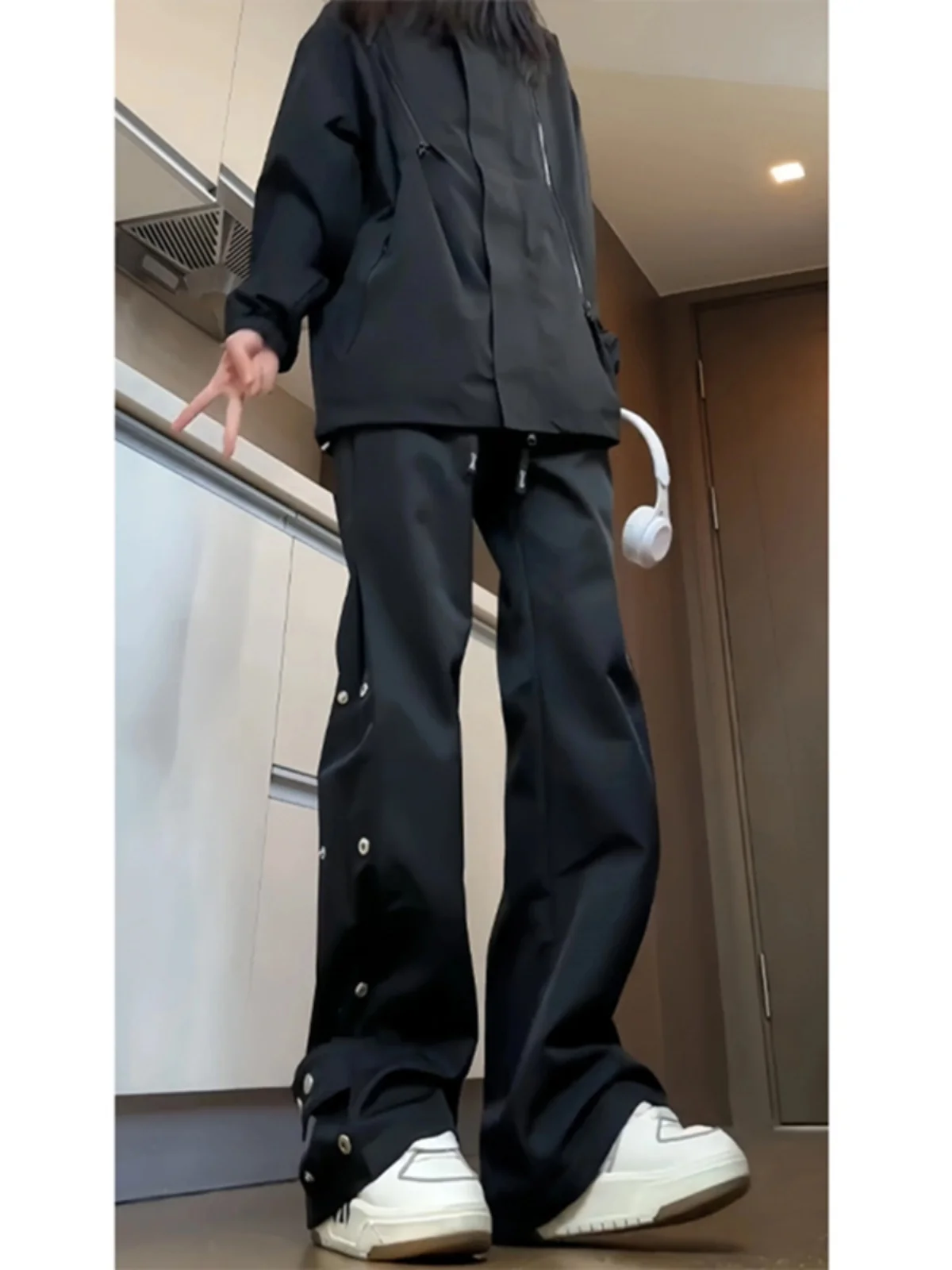 Мужские зимние брюки для верховой езды с флисовой подкладкой, ветрозащитные, водонепроницаемые, дышащие, повседневные, из полиэфирного волокна, длинные
Мужские зимние брюки для верховой езды с флисовой подкладкой, ветрозащитные, водонепроницаемые, дышащие, повседневные, из полиэфирного волокна, длинные