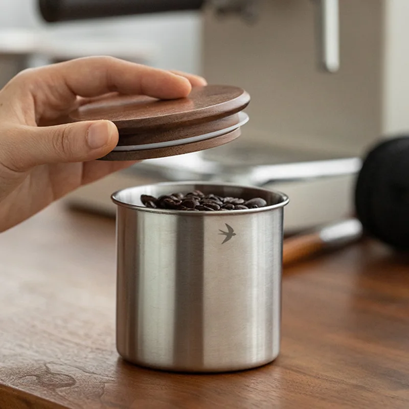 LMM stainless steel storage tank, black walnut cover, tea can, dried fruit snacks, outdoor camping sealed tank
LMM stainless steel storage tank, black walnut cover, tea can, dried fruit snacks, outdoor camping sealed tank
