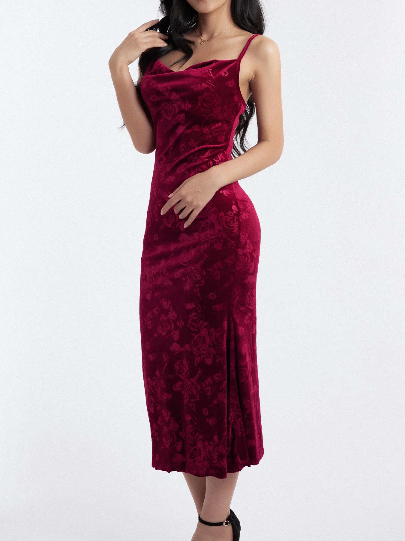 Women's Velvet Halter Dress Vintage Wine Red Mini/Midi Spring New Style Fashion Ladies' Clothing
Women's Velvet Halter Dress Vintage Wine Red Mini/Midi Spring New Style Fashion Ladies' Clothing