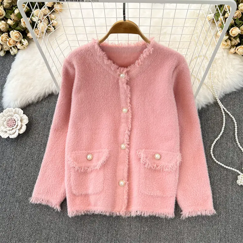 Autumn Sweater Temperament Round Neck Single Breasted Imitation Mink V-Neck Knitted Cardigan Coat Women's Lazy Loose Top T916
Autumn Sweater Temperament Round Neck Single Breasted Imitation Mink V-Neck Knitted Cardigan Coat Women's Lazy Loose Top T916