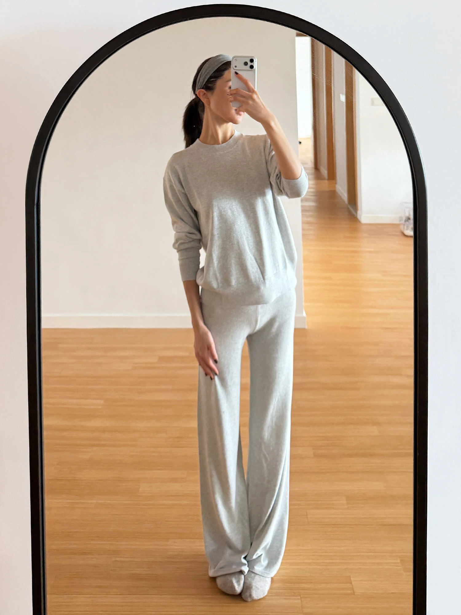 Romishow Grey Series Women's Oversized Pullover Cashmere Blend Knitted Sweater Comfortable Shoulder Drop Casual Style Spring ...
Romishow Grey Series Women's Oversized Pullover Cashmere Blend Knitted Sweater Comfortable Shoulder Drop Casual Style Spring ...