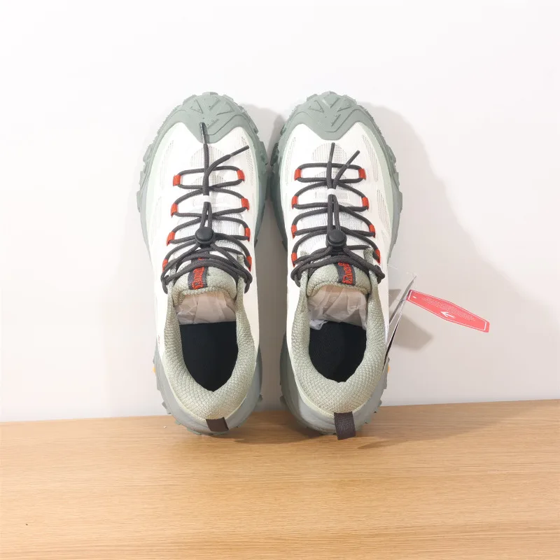 Luxury Golf Shoes Men Waterproof Outdoor Footwear for Golfers Walking
Luxury Golf Shoes Men Waterproof Outdoor Footwear for Golfers Walking