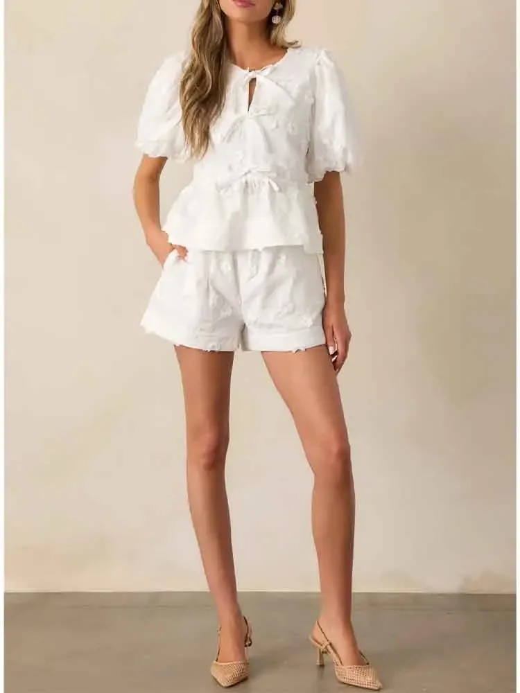 European style new women's fashion simple short-sleeved three-dimensional flower embroidery cotton suit
European style new women's fashion simple short-sleeved three-dimensional flower embroidery cotton suit