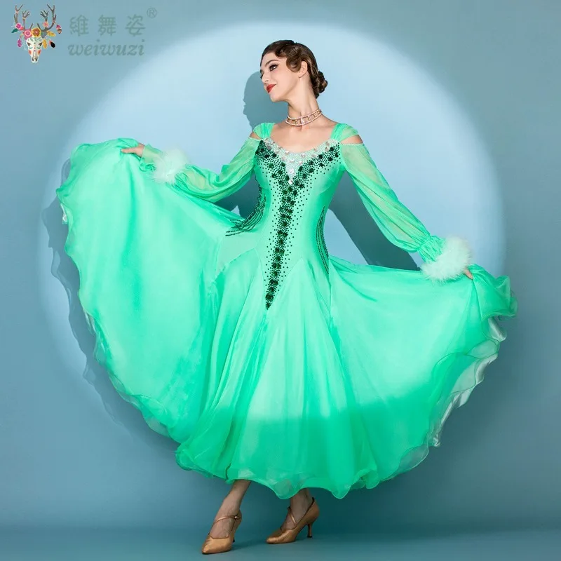 Костюм для соревнований по современным танцам, высококачественное индивидуальное роскошное элегантное платье для выступлений, женское платье для вальса, бальных танцев
Костюм для соревнований по современным танцам, высококачественное индивидуальное роскошное элегантное платье для выступлений, женское платье для вальса, бальных танцев