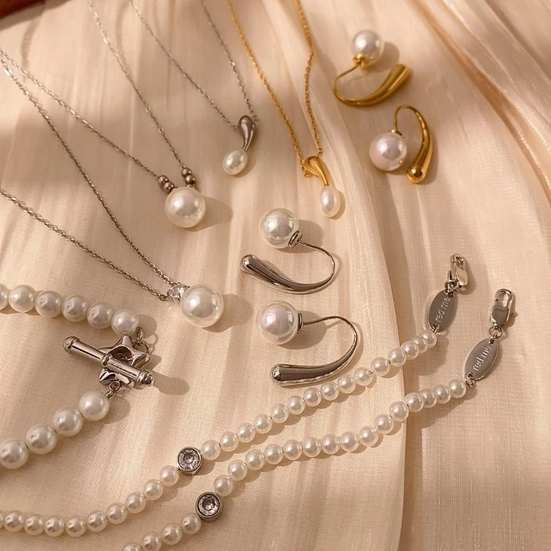 Simple High-End Stainless Steel Necklace Water Drop Earrings Set Pearl Pendant Trendy Clavicle Chain Gold Color Jewelry Women
Simple High-End Stainless Steel Necklace Water Drop Earrings Set Pearl Pendant Trendy Clavicle Chain Gold Color Jewelry Women