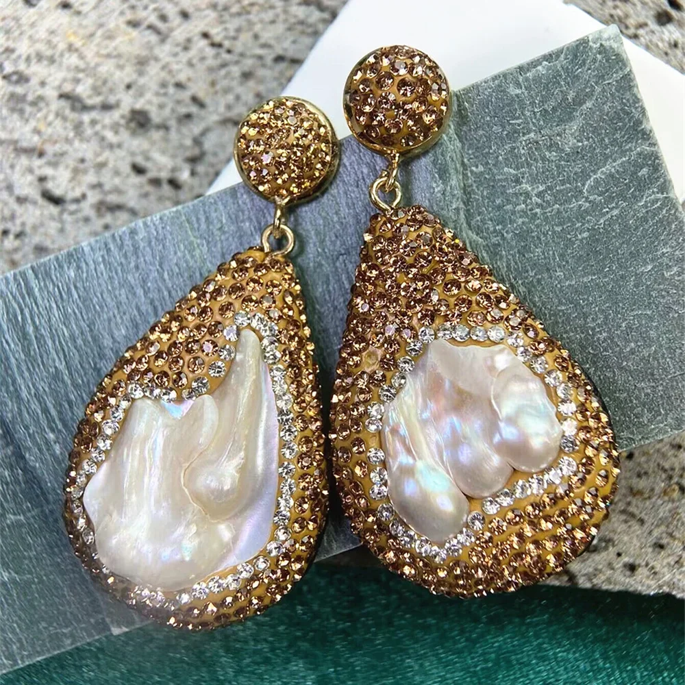 Vintage Irregular Baroque Freshwater Pearl Drop Earrings Leather Champagne Golden Rhinestone Crystal Jewelry for Women
Vintage Irregular Baroque Freshwater Pearl Drop Earrings Leather Champagne Golden Rhinestone Crystal Jewelry for Women