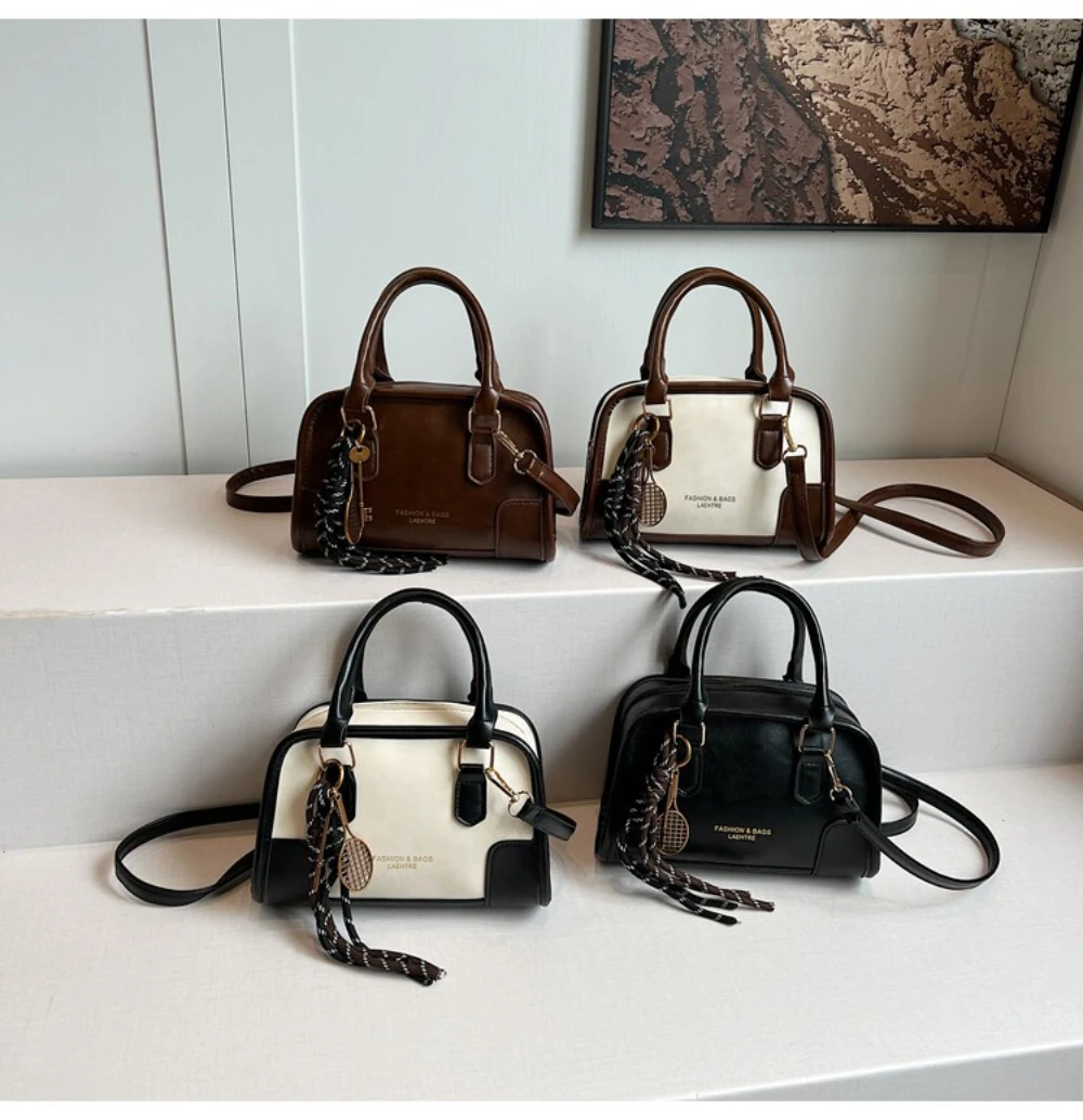 Fashion Retro Premium Texture Versatile Handheld Bag For Women Simple Temperament Daily Commuting PU Shoulder Crossbody Bag
Fashion Retro Premium Texture Versatile Handheld Bag For Women Simple Temperament Daily Commuting PU Shoulder Crossbody Bag